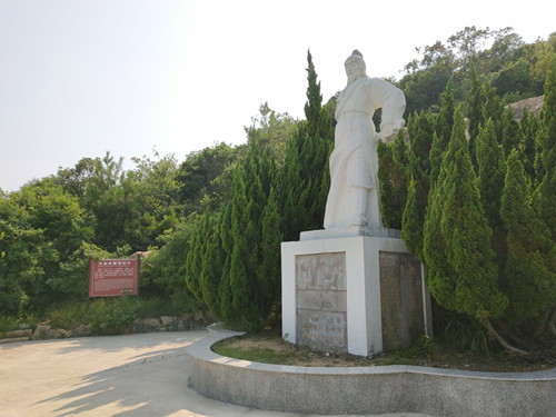 松蘭山海濱浴場10